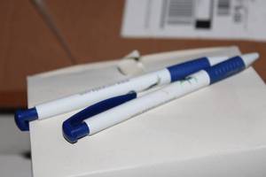 lot 369 image: Box of Promotional Pens