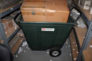 lot 407 image: Green Trash Bin Cart