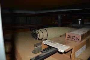 lot 433 image: Knoll Cubicle Office Pieces End Track, Cap Strips