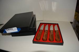 lot 435 image: Sets of 4 Steak Knives engraved Healthpoint SIB (Still in Box) - 5 Boxes