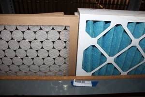 lot 442 image: Air Filters 16x25x2, 20x20x1