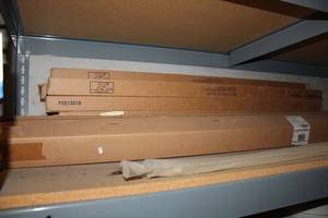 lot 478 image: Building Supplies 48 Striplights