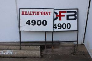 lot 526 image: 2 Metal Signs as shown