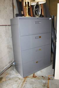 lot 518 image: 4-Drawer File Cabinet - Grey