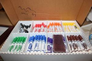 lot 533 image: Crayola Marker Set