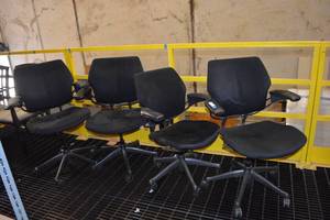 lot 564 image: Black Slat Back Chairs by Novikoff