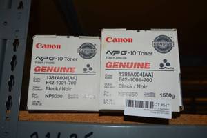 lot 547 image: 2 Canon Toner Cartridges