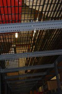 lot 256 image: Grated Flooring - 2 Sections 2x142 ( PICTURE MAY NOT BE EXACT GRATING)