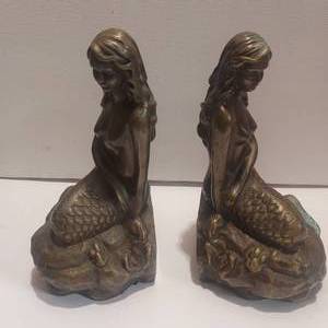 lot 26 image: Bronze mermaid bookends