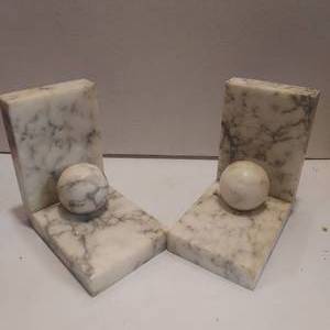 lot 29 image: Marble Bookends