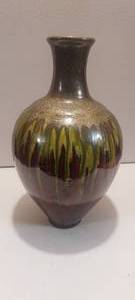 lot 35 image: Pier 1 Imports Drip glaze vase