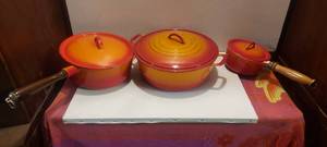 lot 50 image: Set of 3 Vintage Belgian made enamel coated iron Descoware with handmade wooden handles