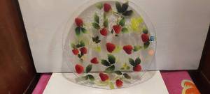 lot 114 image: Vintage 15 hand painted fused glass plate