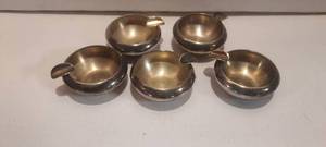 lot 118 image: 6 silver plated mini ashtrays