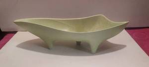 lot 128 image: MCM Stanford Sebring Pottery triangular green planter