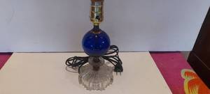 lot 157 image: MCM 10 lamp with Cobalt Blue center sphere and clear glass base.  works