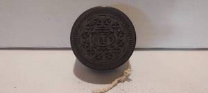 lot 160 image: Vintage Oreo Yo-Yo