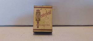 lot 175 image: 1940s metal Chesterfield cigarette can