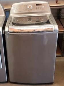 lot 4 image: Kenmore Elite 31523 4.7 cu. ft High-Efficiency Top-Load Washer, Metallic Gray, $1,409 MSRP SEE DESCRIPTION
