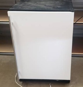 lot 9 image: U-Line Combo 1000 Series Under Cabinet RefrigeratorIce Maker Model U-CO1224FW, Retails for over $2,600