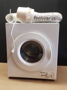 lot 10 image: Magic Chef Compact Dryer, Model MCSDRY1S