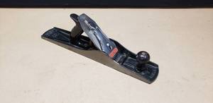 lot 15 image: Beautiful Stanley Bailey No. 6 Smooth Bottom Wood Plane 18