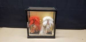 lot 19 image: Set of 2 RARE Antique Japanese Kabuki Wamurai Warrior Figures in Wood & Glass Display Case