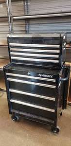 lot 21 image: Husky Rolling 8 Drawer, 2-Piece Tool Chest
