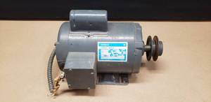 lot 33 image: Gould Century Motor 1 HP  1745 RPM