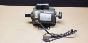 lot 34 image: Craftsman Capacitor Start A.C. Motor, Model 113.12161, 12 HP  3450 RPM