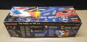 lot 44 image: Traxxas Remote Control Car Kit Pieces