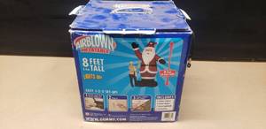 lot 121 image: Giant 8 Inflatable Santa