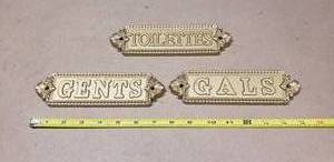 lot 180 image: Lot of 3 Bathroom Door Plates