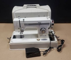 lot 194 image: White Deluxe Zig-Zag Sewing Machine, Carry Case, Power Cord & Pedal, Tested & It Works