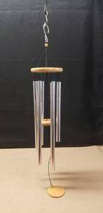 lot 209 image: 42 Windchimes, 6 Metal Tubes & Wooden Base