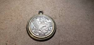 lot 239 image: Silver Issue Commemorative Pendant, 2 Gr Fine Silver