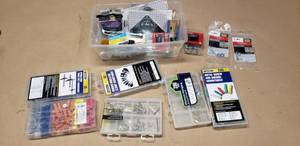 lot 256 image: Large Lot of Misc Hardware