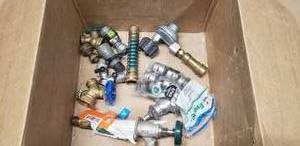 lot 264 image: Lot of Misc Plumbing, Hose & Faucet Parts
