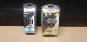 lot 266 image: Lot of 2 Trailer Plugs