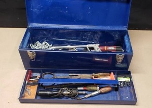 lot 278 image: Large Metal Tool Box w Lots of Tools