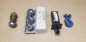 lot 313 image: Lot of Trailer Hitch Balls & Accessories