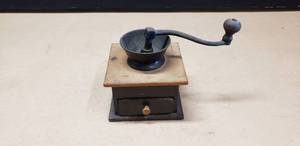 lot 319 image: Antique Wood & Cast Iron Hand Crack Coffee Mill  Grinder