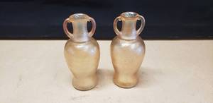 lot 329 image: Lot of 2 Beautiful Iridescent Glass Vases