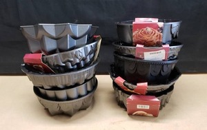 lot 335 image: Lot of 10 Nordic Ware Bundt Pans, Most Are Platinum Collection