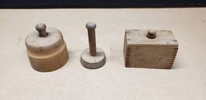 lot 338 image: Lot of 3 Vintage Butter Pat Wood Molds, 2 Flower Patterns & 1 Pineapple