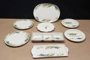 lot 347 image: Lot of 8 Reston Eurita Reston Lloyd Melamine Spring Flowers Plates, Platters & Trays