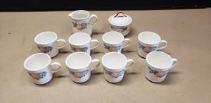 lot 350 image: Vintage Corningware Peach Floral Pattern Set