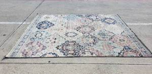 lot 354 image: Large 10 x 8 Mohawk Home Steeplegate Vintage Look Indoor Rug