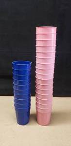 lot 362 image: Lot of 26 1990s Packer Products Blue & Pink Plastic Cups
