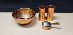 lot 377 image: Lot of Misc Copper Kitchen Pieces, Mixing Bowls, Measuring Cups & More. 12 Pieces Total